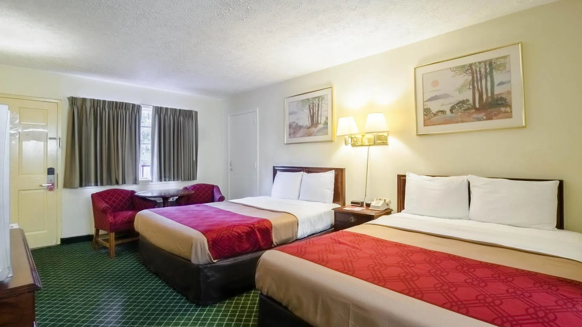 Econo Lodge Colonial Williamsburg Hotel